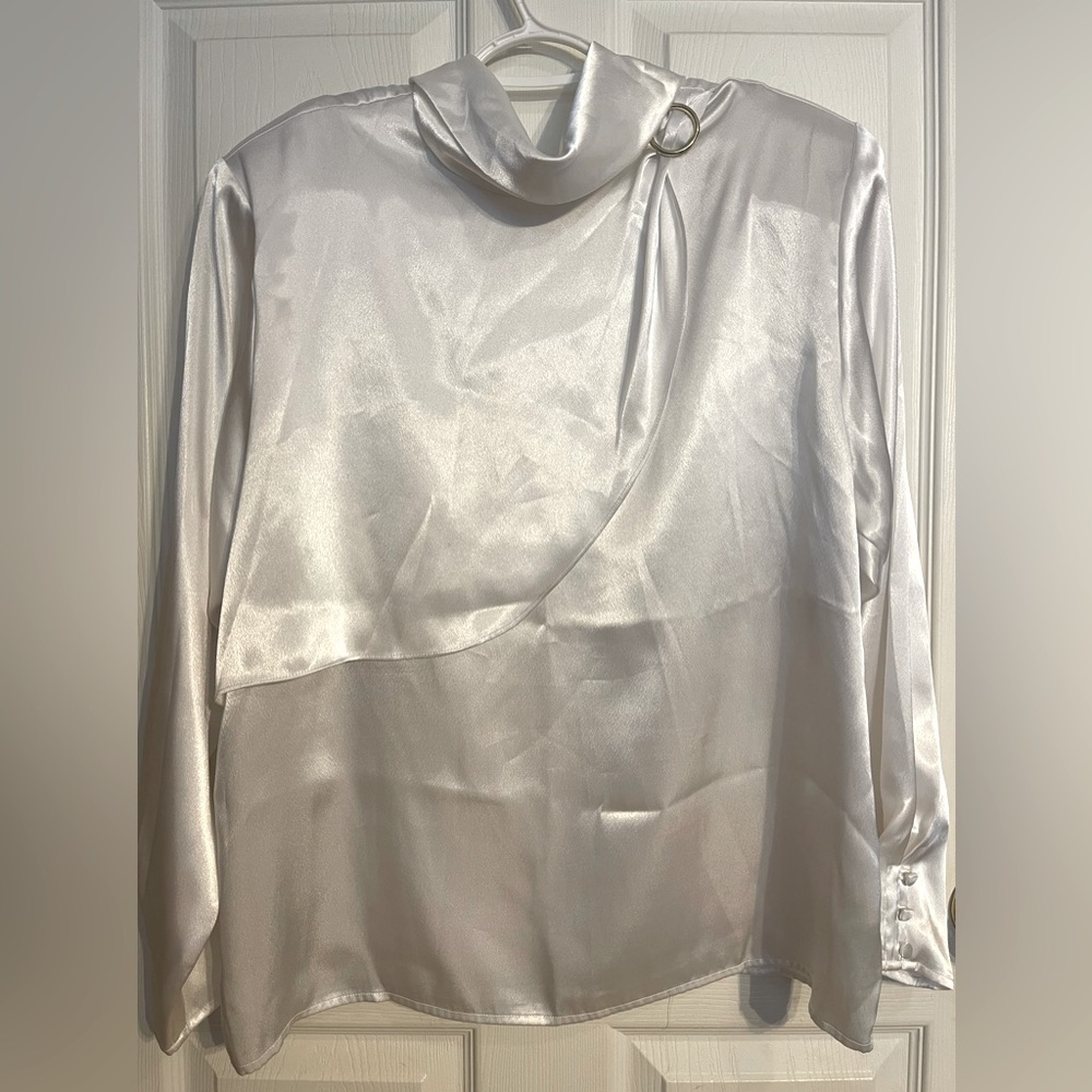 Anne Klein elegant blouse